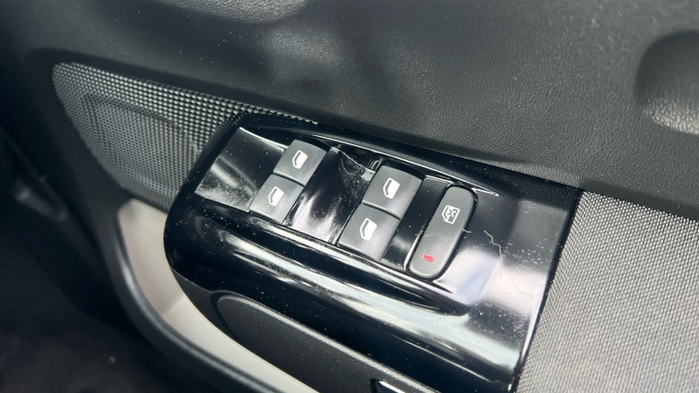 Citroen C3 1.2 PureTech 110 Shine Plus 5dr EAT6 Petrol Hatchback